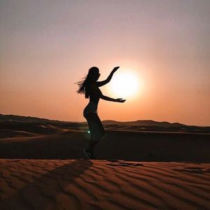 Meet your Posher, Dana